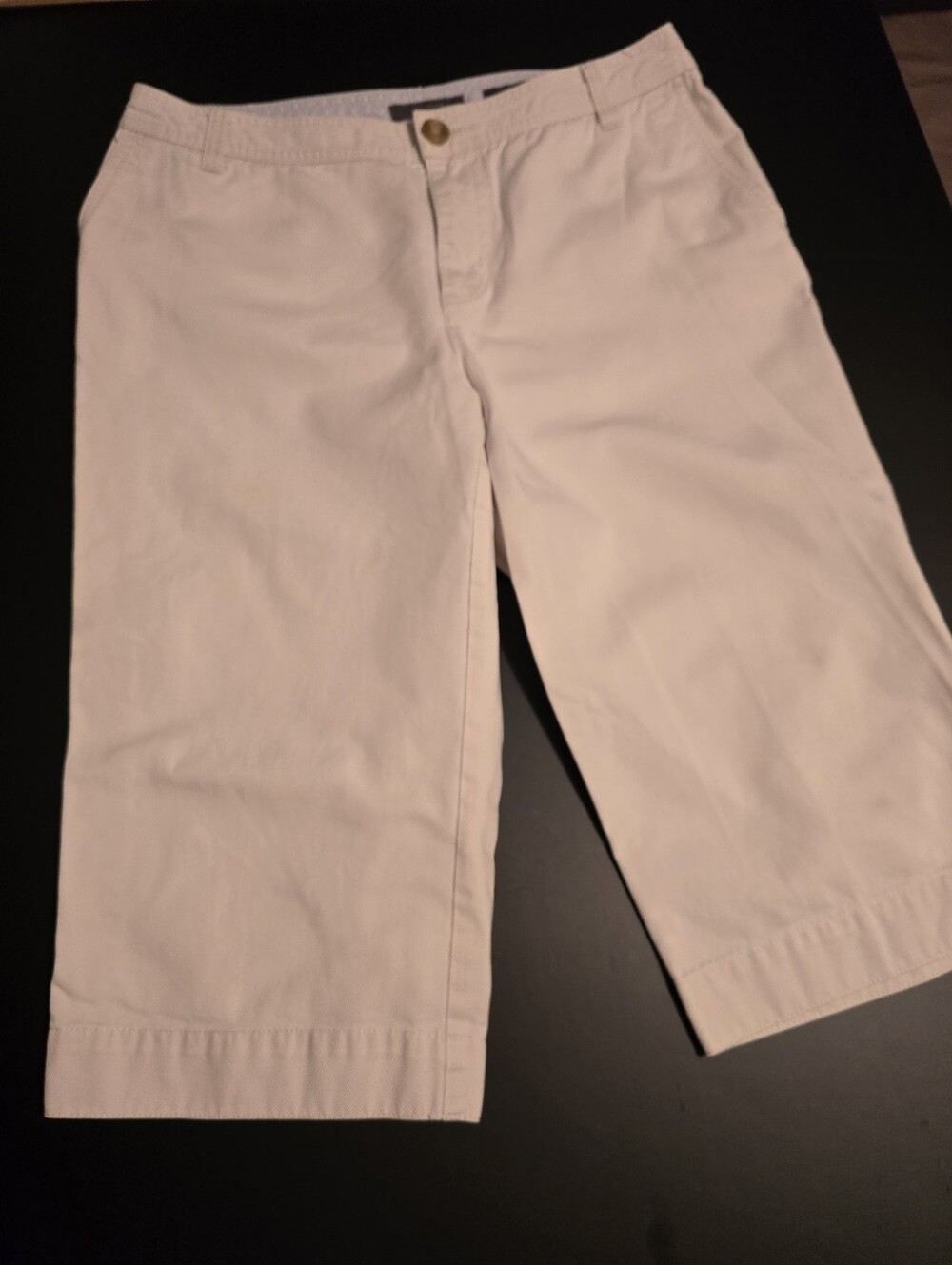 Liz Claiborn Beige Capri Shorts